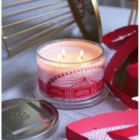 Homework Triple Berry Pie Candle - Picture 2 of 3